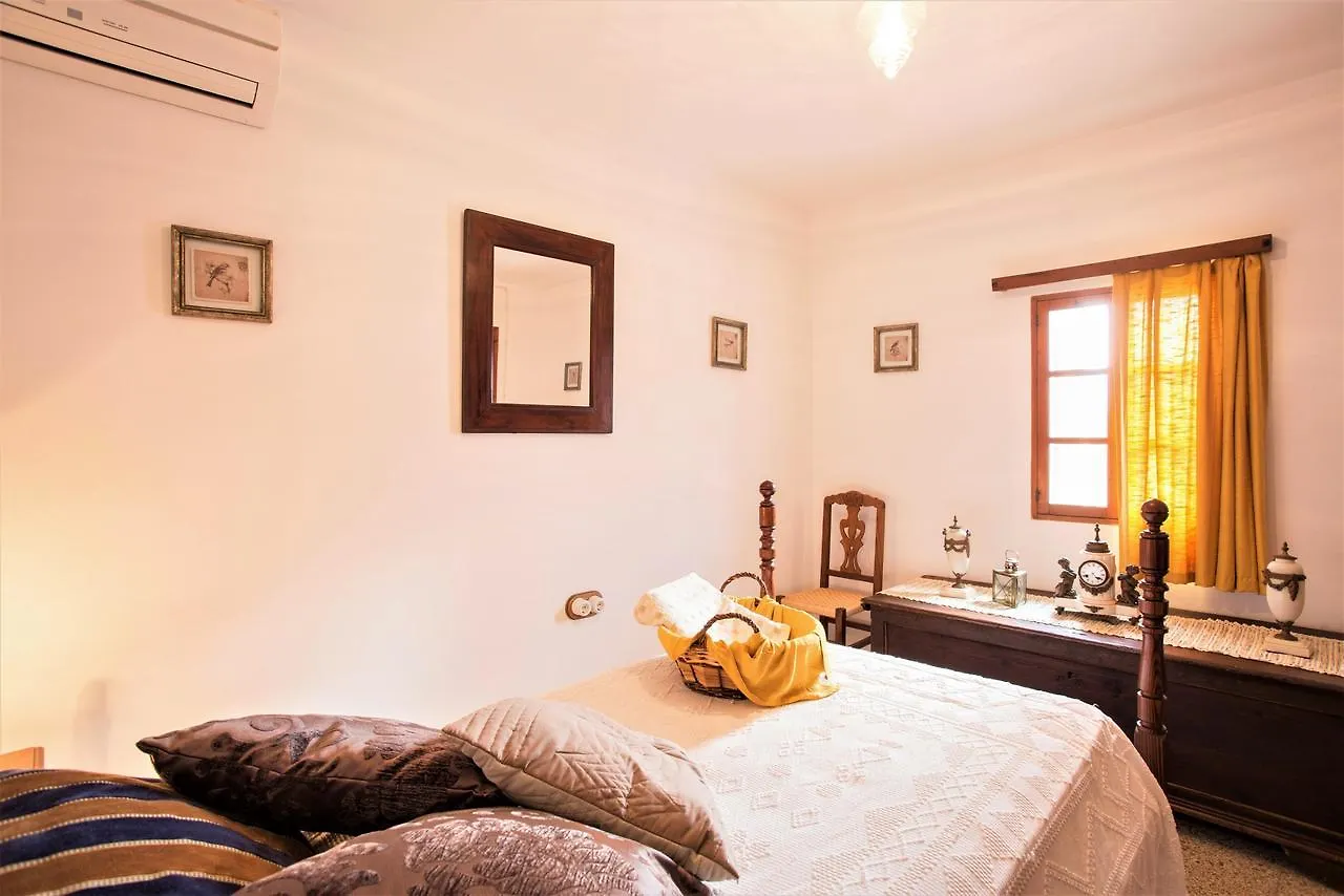 Owl Booking Villa Padrina - Walking To The Old Town Pollenca